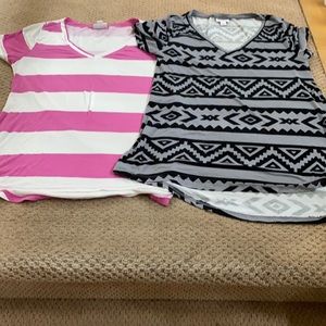 Set of 2 XS/S lularoe tees